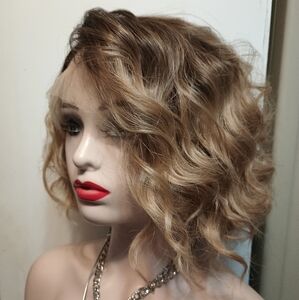 Stylish WIGS BY ROBIN Wavy Blonde Wig